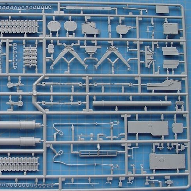 Zvezda Red Star 3677 1/35 Russ - Model Kit Zvezda 评论和价格