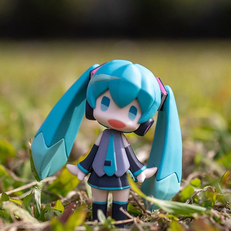 Miku Anime Figure & Building B - Model Kit Japanese 评论和价格